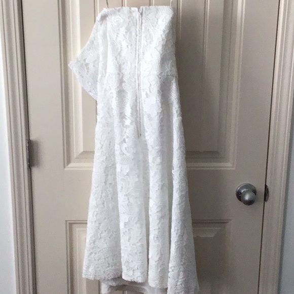 Lily Pulitzer Strapless White Lace Dress with Ribbon Belt - Picture 4 of 5